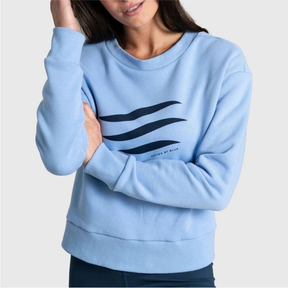 United By Blue - Women's Organic
Logo Waves Graphic Blue new 🆕 - Picture 2 of 7